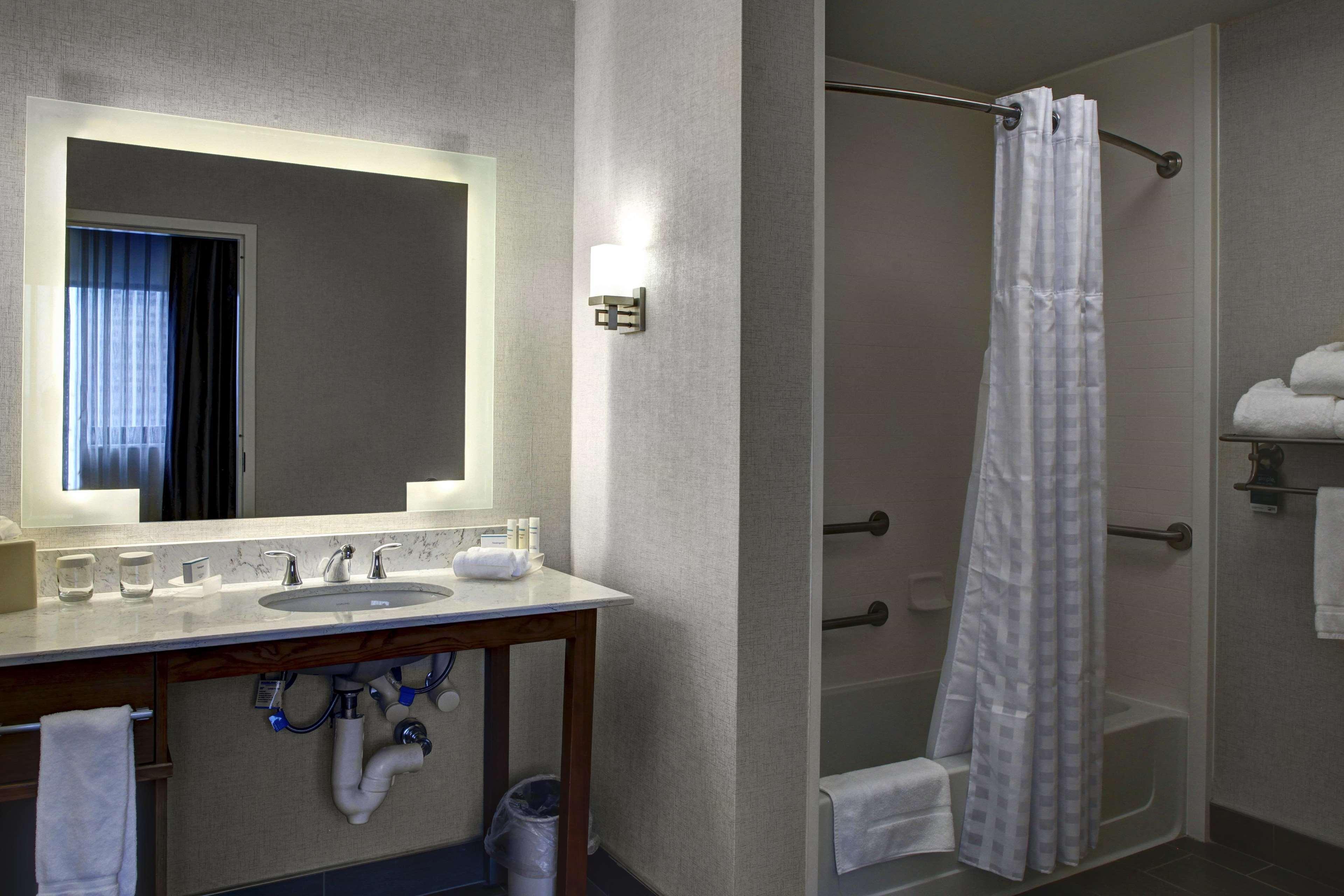 Homewood Suites By Hilton Richmond-Downtown Kültér fotó